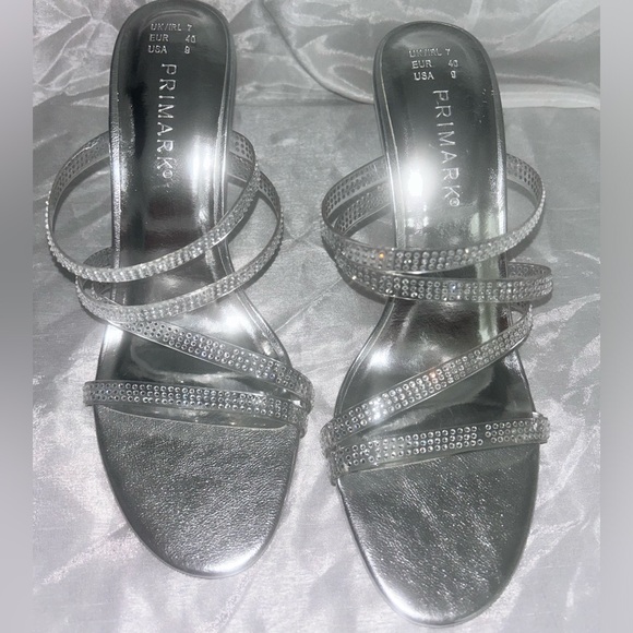PriMark Silver Heel - Picture 6 of 6